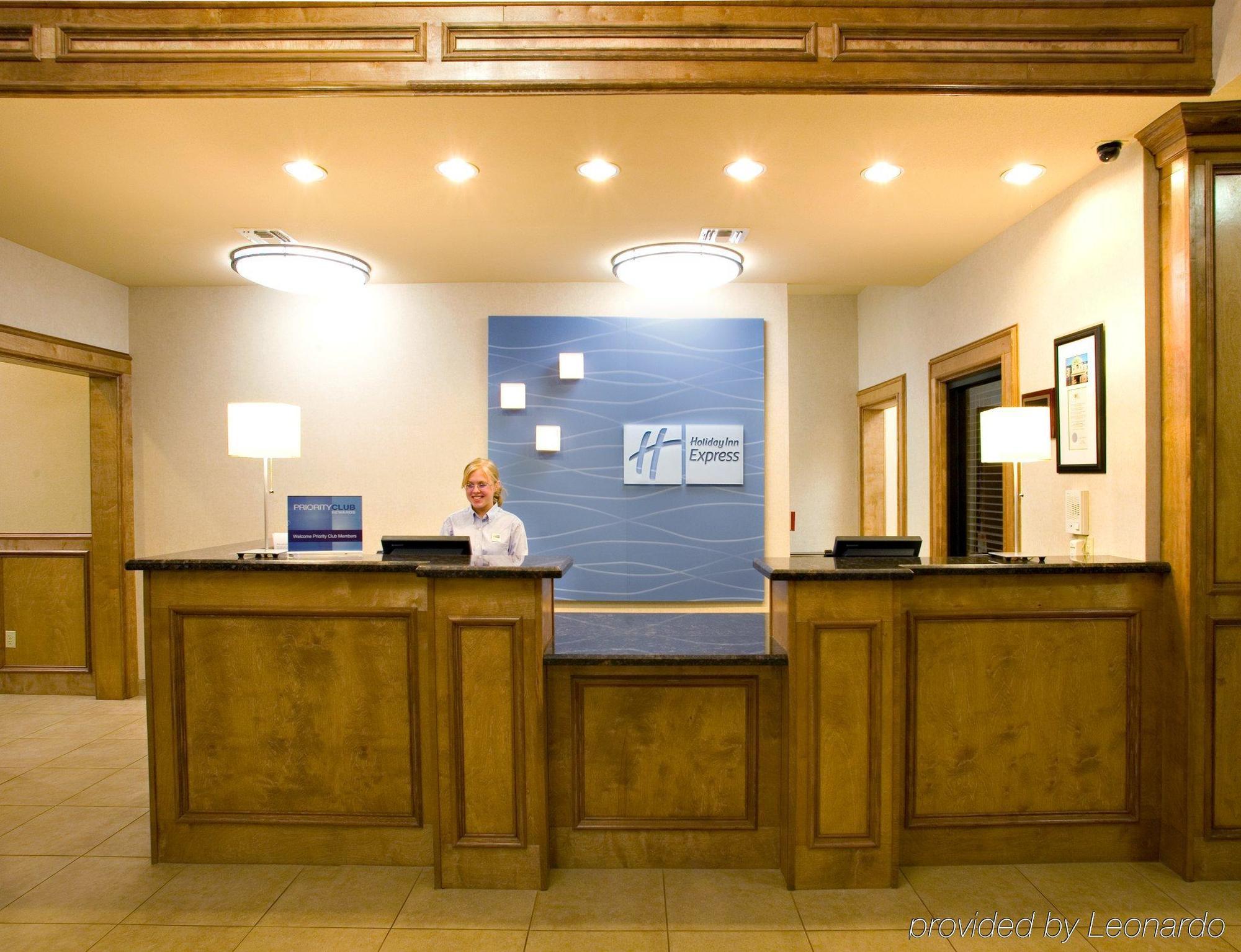 Holiday Inn Express Hotel And Suites Kingsville By Ihg Wnętrze zdjęcie